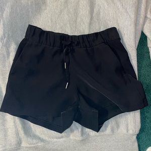 Lululemon On The Fly Short Black